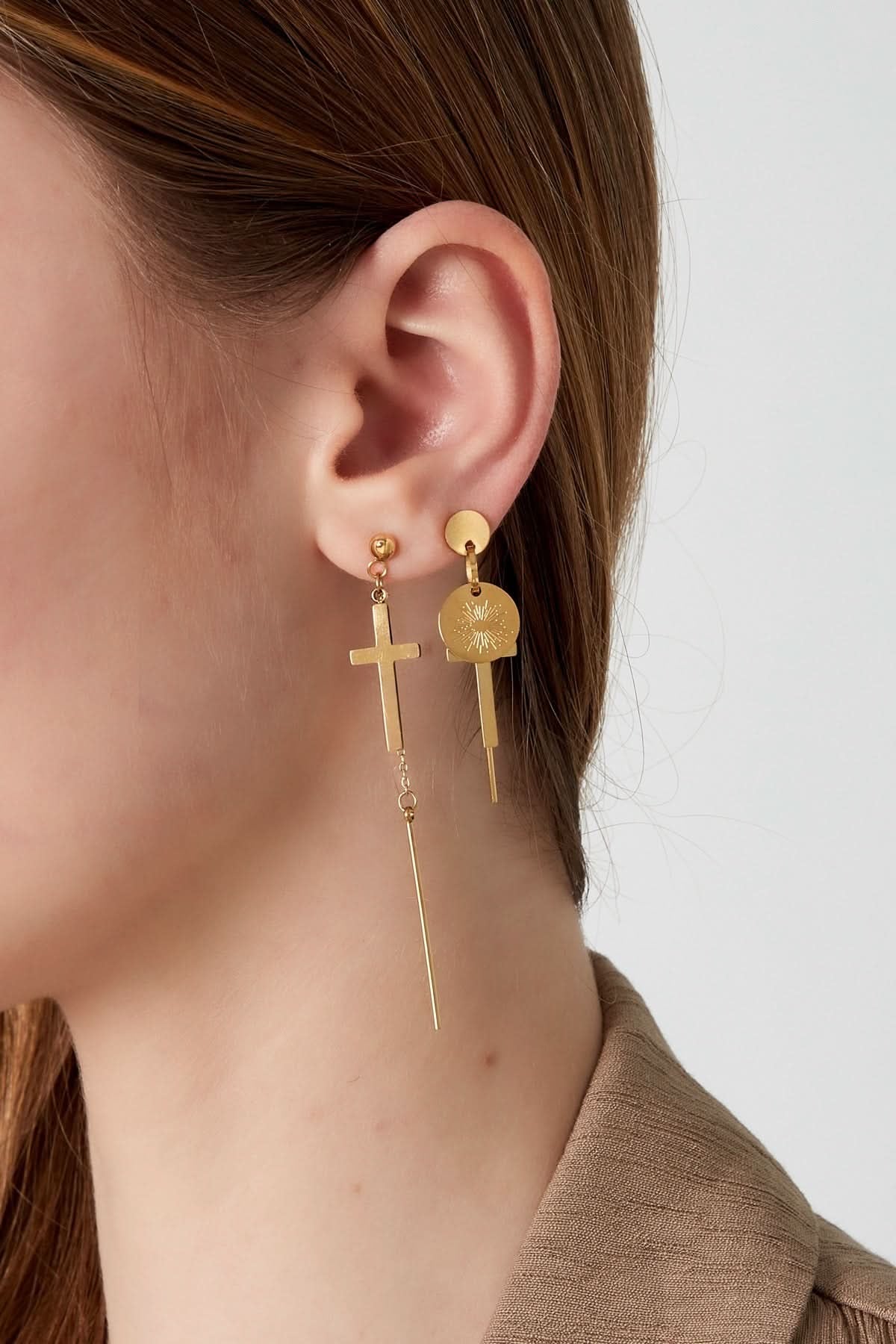 Halo Cross Ohrring